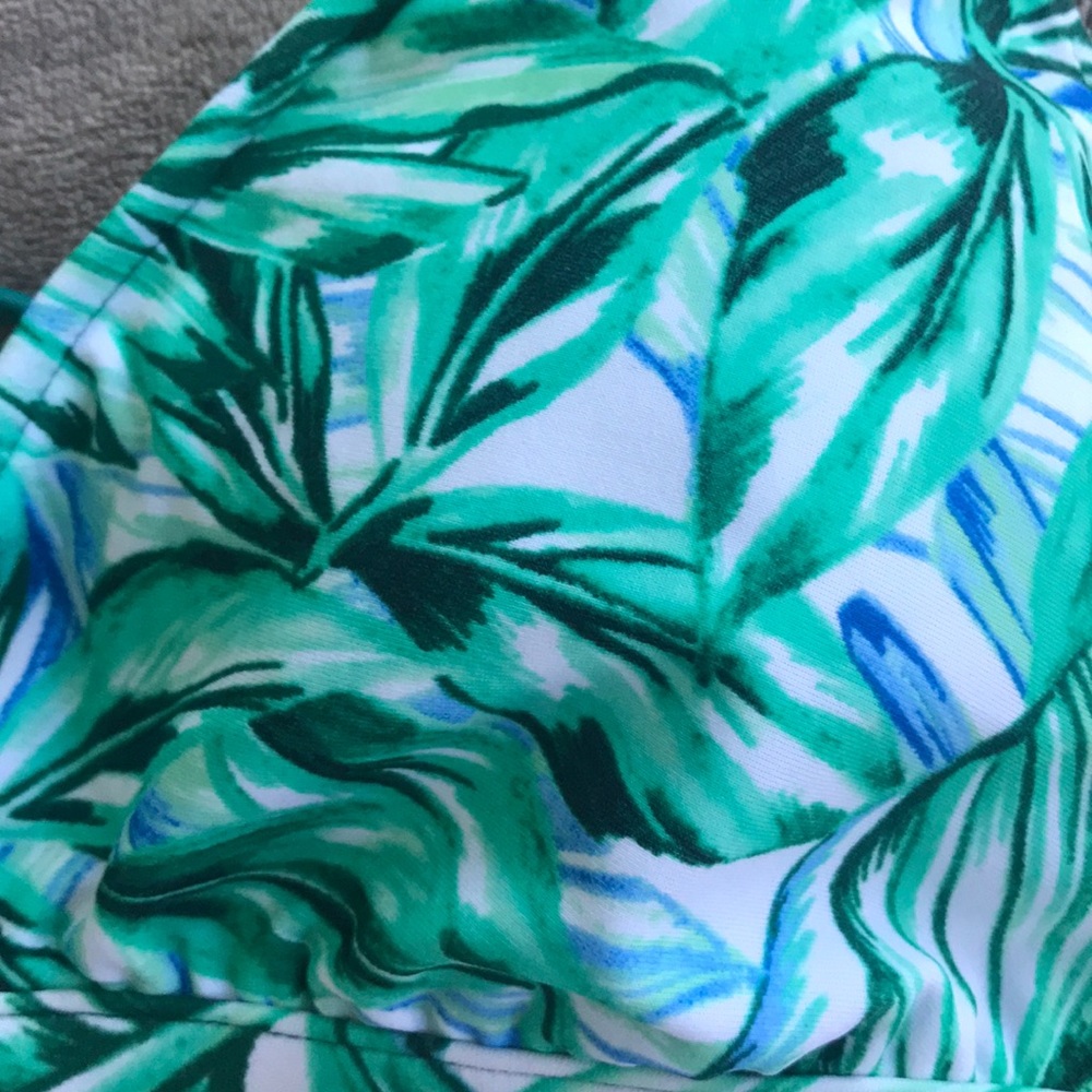 Target Swim Top - Picture 2 of 3
